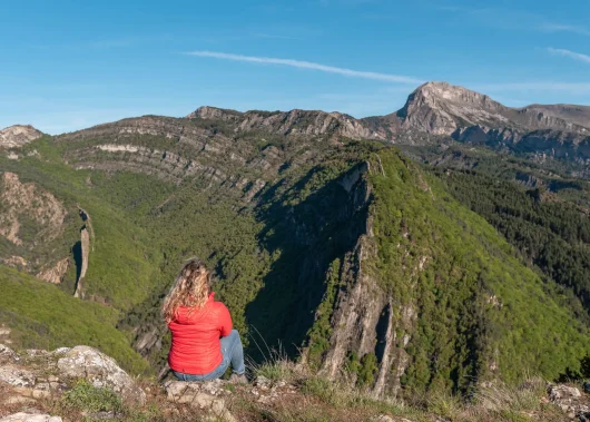 Vue sur le Vélodrome depuis le vieil Esclangon