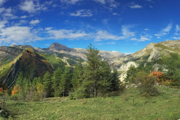 Panoramique depuis le vieil Esclangon avec vue sur le Vélodrome