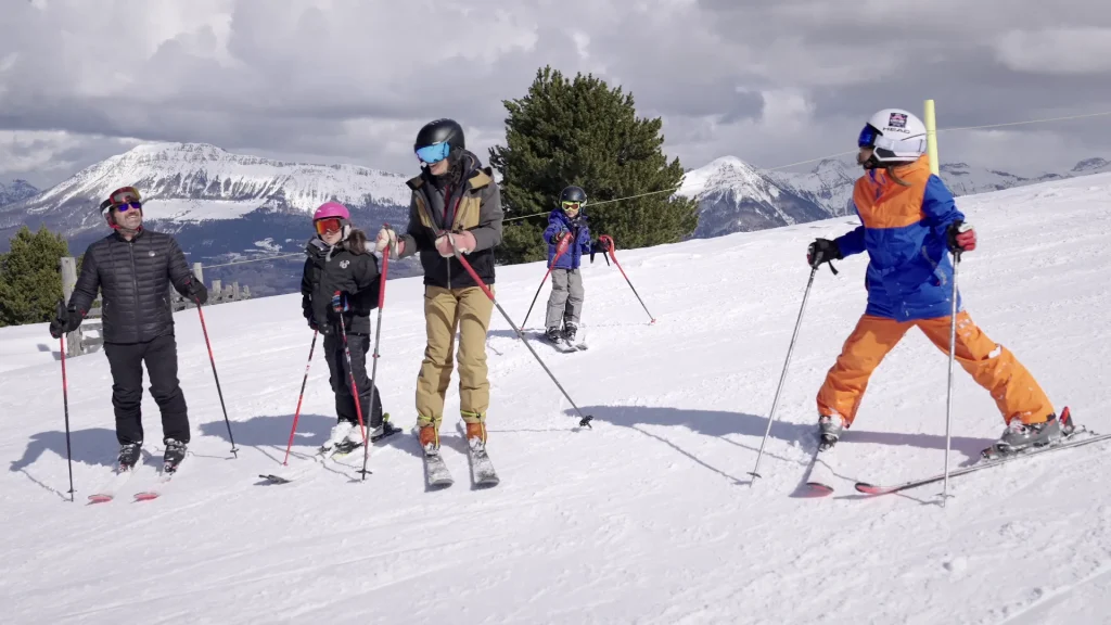 Famille au ski à Chabanon